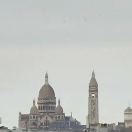 Nice T2 In The 19th Arrondissement Of Appartamento *